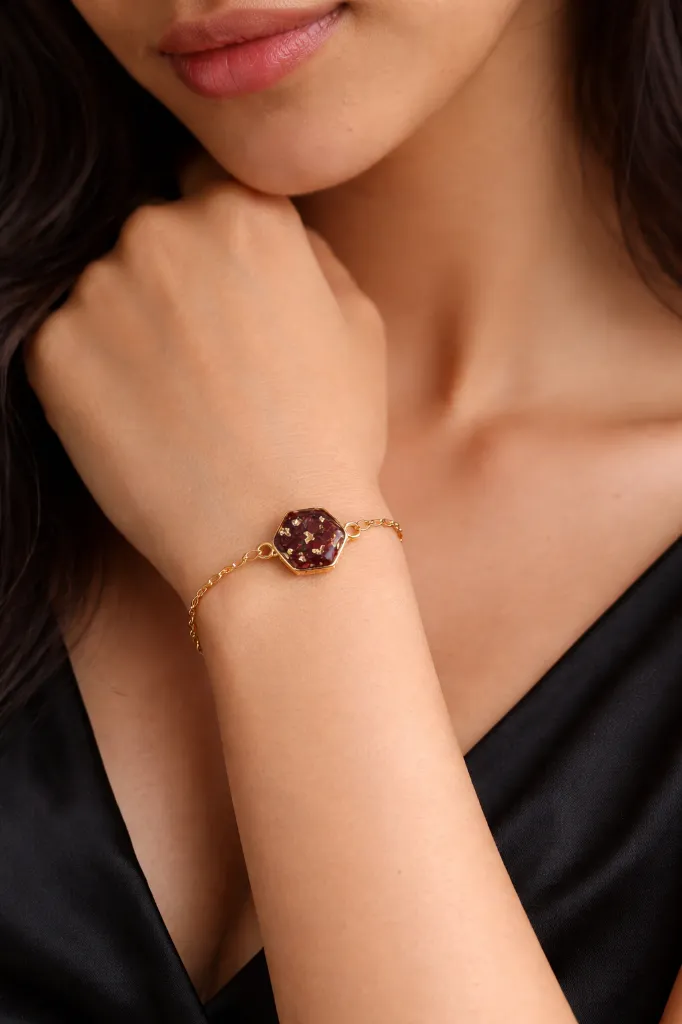 Ruby Glow Hex Resin Bracelet 8.webp