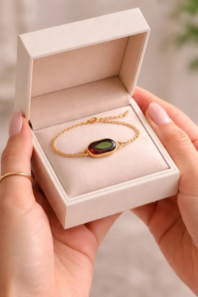 Leaf Resin Bracelet 7.webp