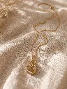 Resin Pearl Teardrop Pendant Necklace 3.webp