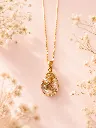 Resin Pearl Teardrop Pendant Necklace 5.webp
