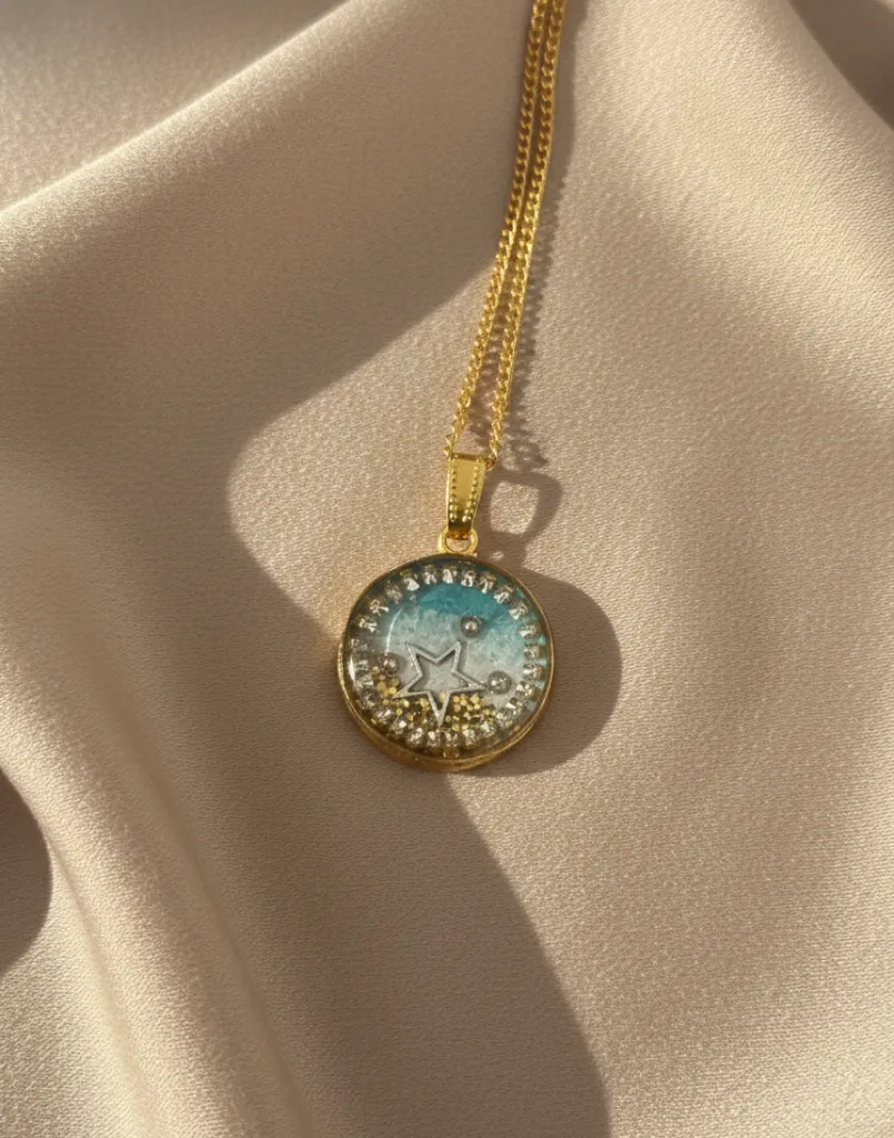 Sea Theme - Round Resin Pendant with Chain 14.webp